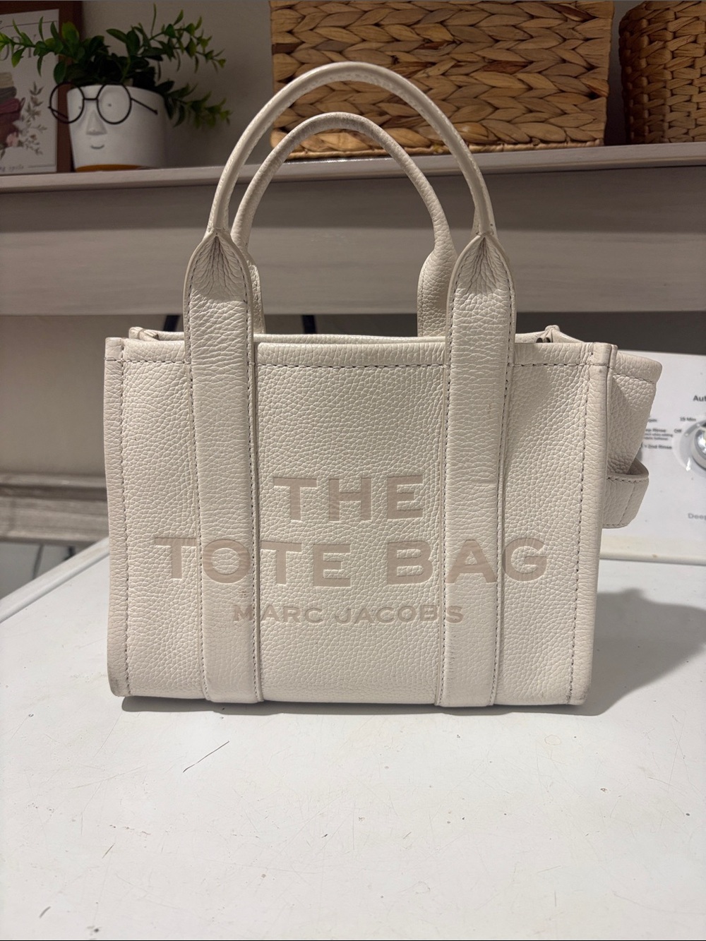 Marc Jacobs The Tote Bag in Cream Pebbled Leather
